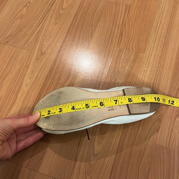 Bloch two tone ballet flats. Size 39 = size 8. - Picture 10 of 10